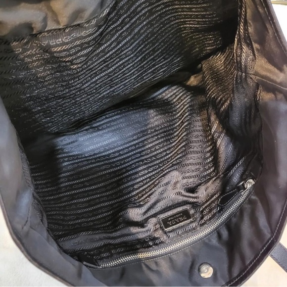 Prada nylon bag with runway exclusive beaded tessuto model on it HTF - Picture 3 of 9